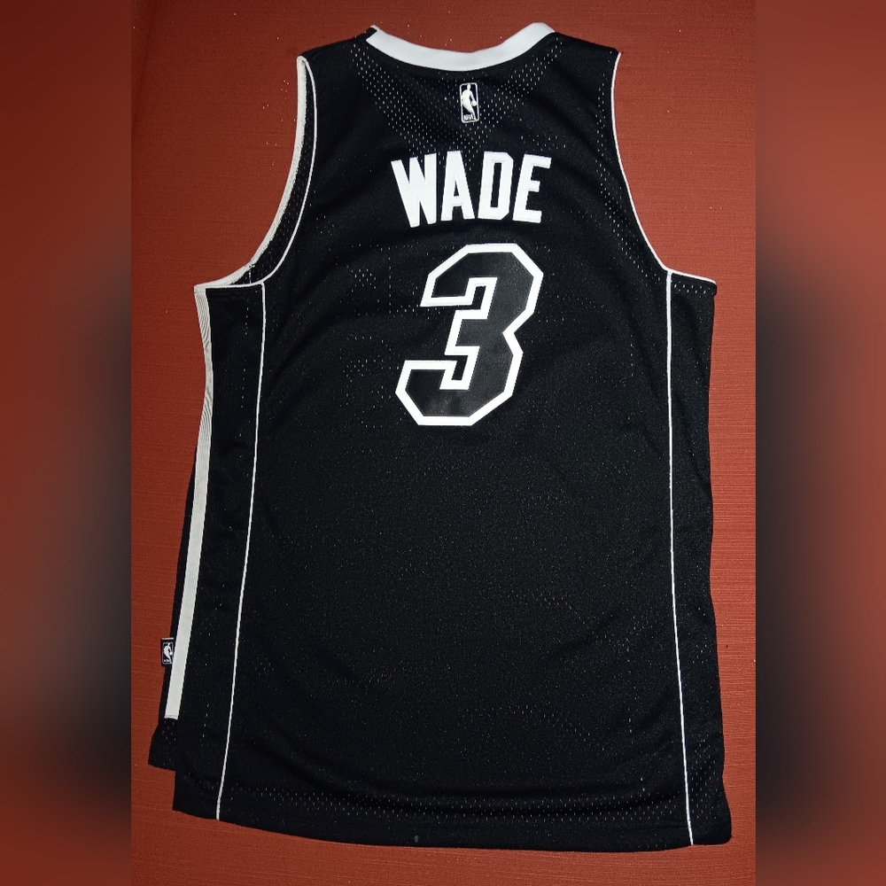 Dwyane Wade #3 Miami Heat NBA Adidas Jersey. - Picture 2 of 2
